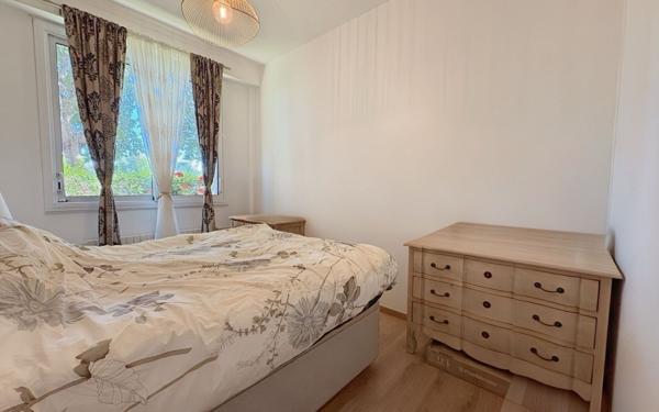 Appartement à vendre    3 pièces • 63,48 m2 Paris 16