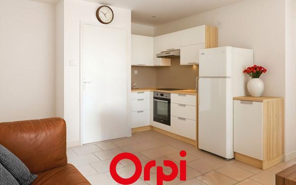 Appartement à vendre    1 pièce • 24,38 m2 Bandol