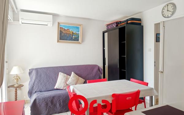 Appartement à vendre    1 pièce • 24,38 m2 Bandol