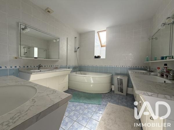 Maison à vendre 8 pièces 216 m² Boissy-Fresnoy