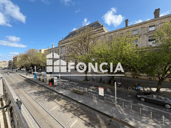 Location Appartement 2 pièces 55.74 m² - RESIDENCE 31 COURS PASTEUR Bordeaux 33000