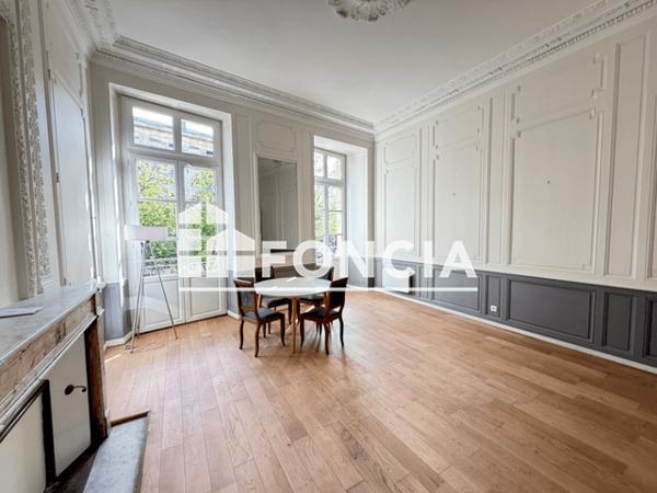 Location Appartement 2 pièces 55.74 m² - RESIDENCE 31 COURS PASTEUR Bordeaux 33000