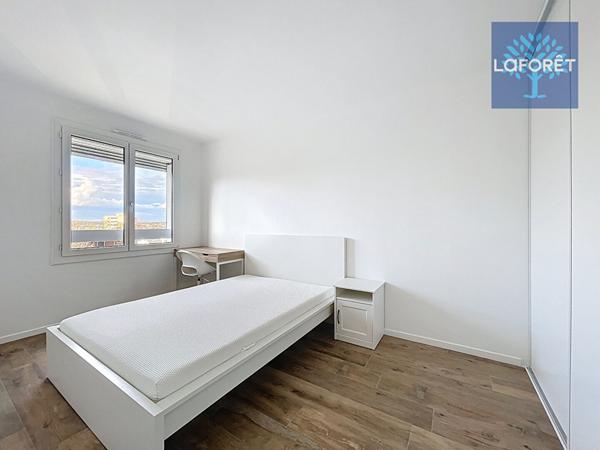 Location appartement près de CHAMPS SUR MARNE - 5 pièce(s) - 80 m² - 2 000 €/mois