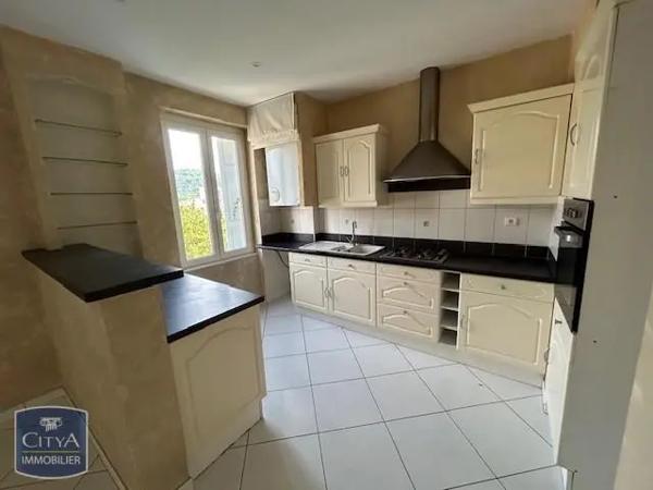 Appartement à louer 4 pièces 72.3m² Firminy (42700)