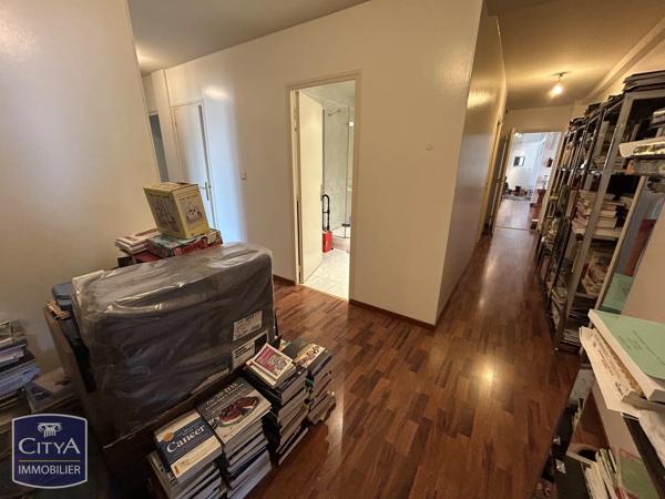 Appartement à vendre 8 pièces 325.7m² Le Mans (72000)