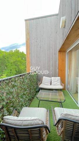Charmant  T2 bis avec terrasse et parking