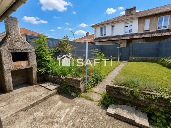 Maison mitoyenne T4 sur terrain de 2 ares environ