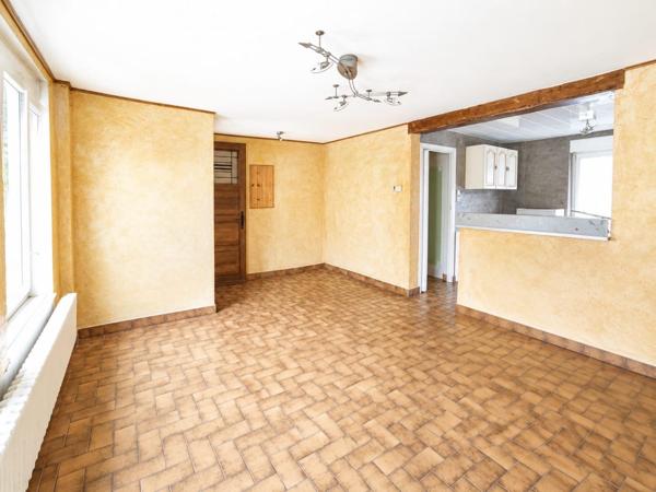 Maison mitoyenne T4 sur terrain de 2 ares environ
