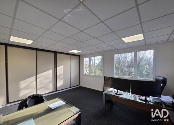 Bureaux à vendre 137 m² Évry