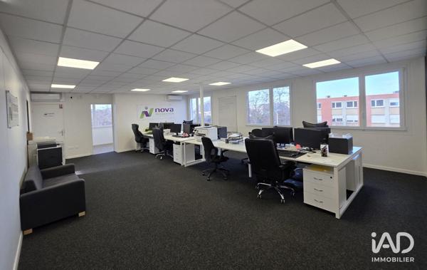 Bureaux à vendre 137 m² Évry