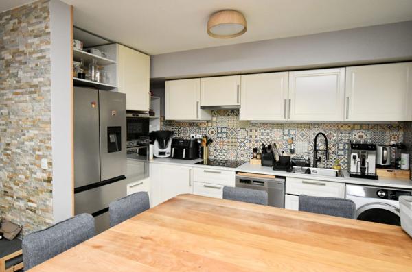 SUPERBE T5 98 M² AVEC TERRASSE GÉANTE DE 71 M² - GENNEVILLIERS , Gennevilliers