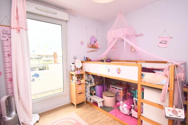 SUPERBE T5 98 M² AVEC TERRASSE GÉANTE DE 71 M² - GENNEVILLIERS , Gennevilliers