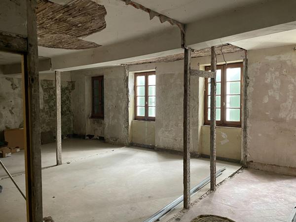 Immeuble à vendre Carcassonne centre rue piétonne avec local commercial loué