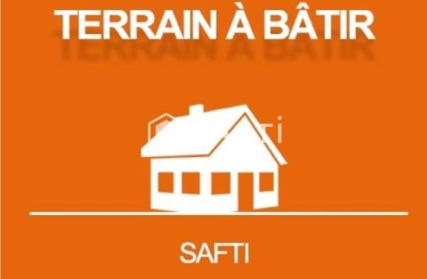 Terrain viabilisé et borné avec permis de construire à Oignies