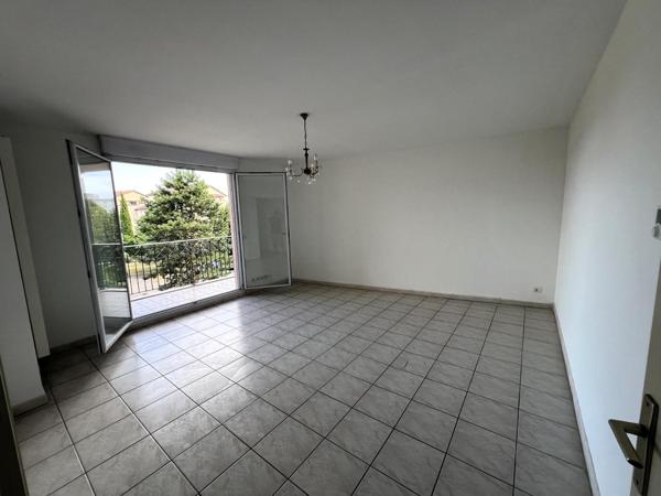 Vente Appartement T2 Centre Craponne - T2 au 2éme ...