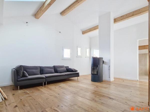 Maison de village à Saint-Sauveur, deux appartements, grand terrain