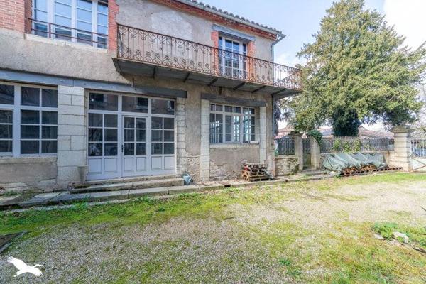 Maison à vendre 317 500 € Septfonds 9 p 375 m² DPE D