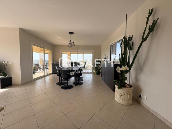 Maison  5 pièces - 158 m2