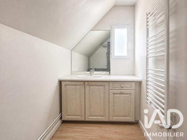 Maison à vendre 5 pièces 130 m² Saint-Pierre-du-Perray