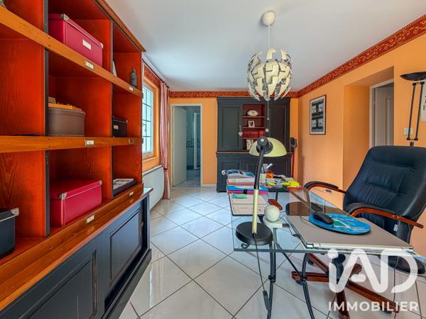 Maison à vendre 10 pièces 221 m² La Geneytouse