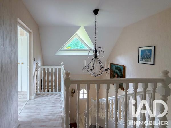 Maison à vendre 10 pièces 221 m² La Geneytouse