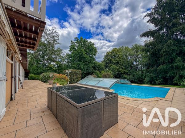 Maison à vendre 10 pièces 221 m² La Geneytouse