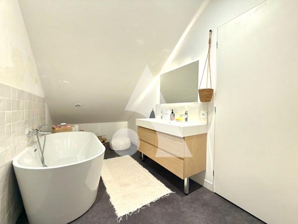 Appartement 5 pièces 108.16 m2