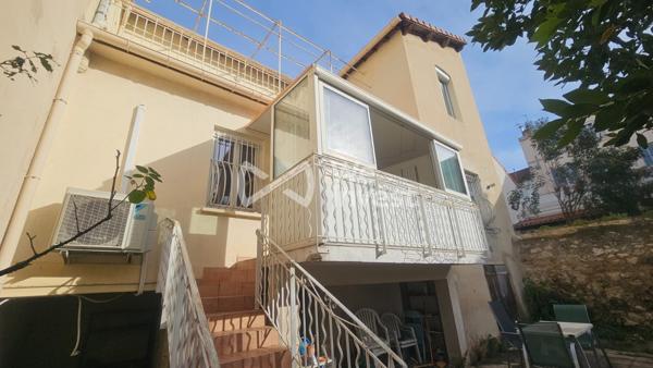À SAISIR ! Grande Maison traversante T7 de 145 m² Entre le 4ème et 12ème secteur Montolivet, Chartreux avec jardin, terrasse et garage de 22 m2