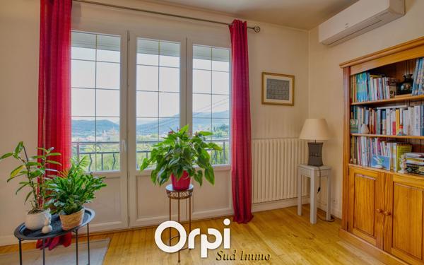 Maison à vendre    5 pièces •  Privas