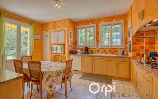 Maison à vendre    5 pièces •  Privas