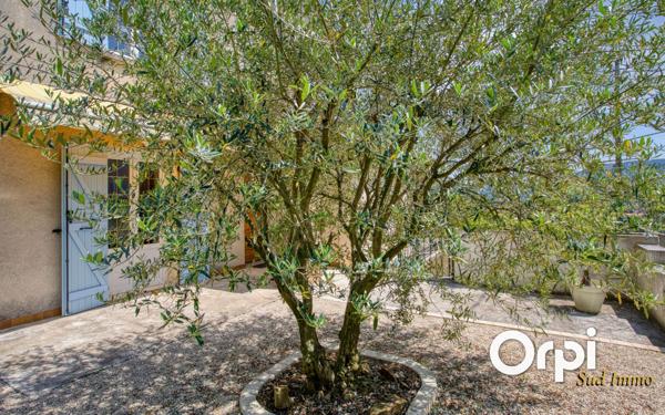 Maison à vendre    5 pièces •  Privas