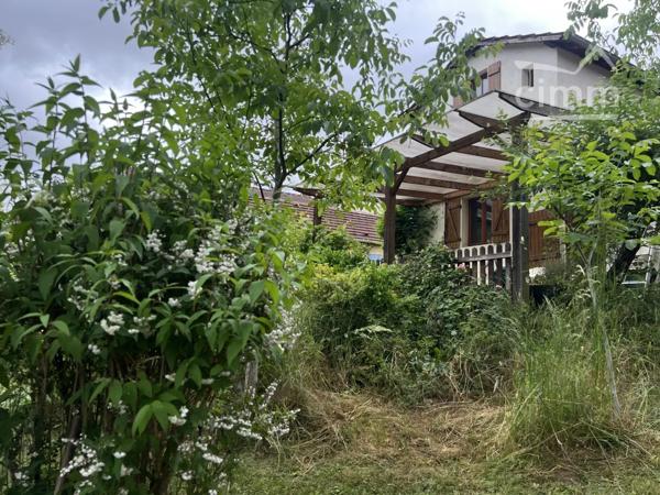 Maison de charme avec parc arboré de 2951 m²