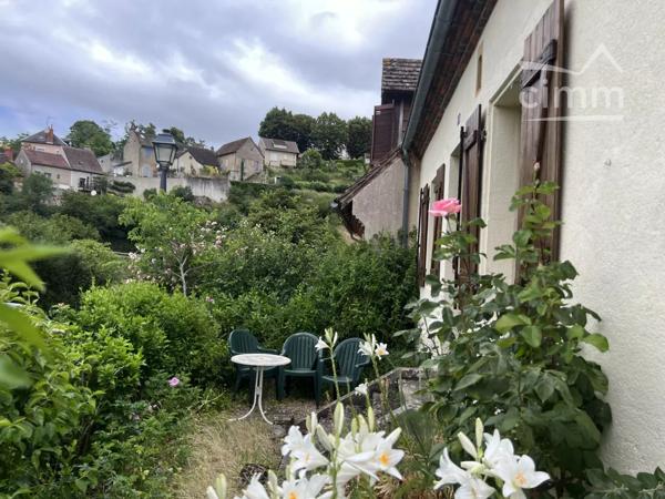 Maison de charme avec parc arboré de 2951 m²
