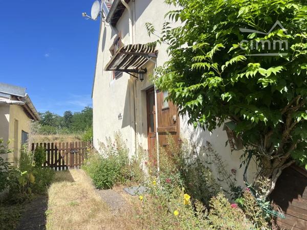 Maison de charme avec parc arboré de 2951 m²