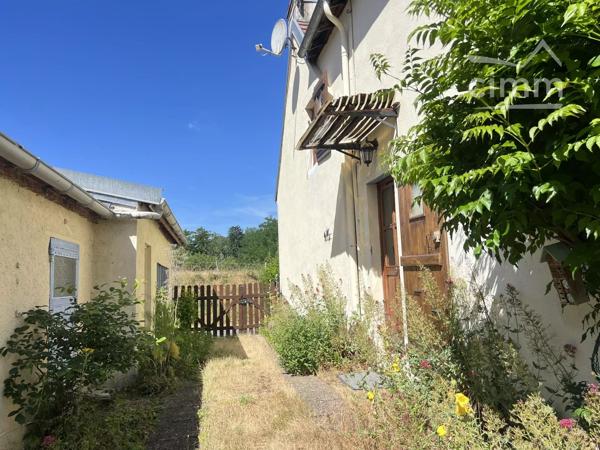 Maison de charme avec parc arboré de 2951 m²
