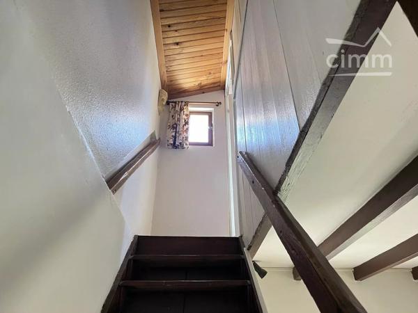 Maison de charme avec parc arboré de 2951 m²