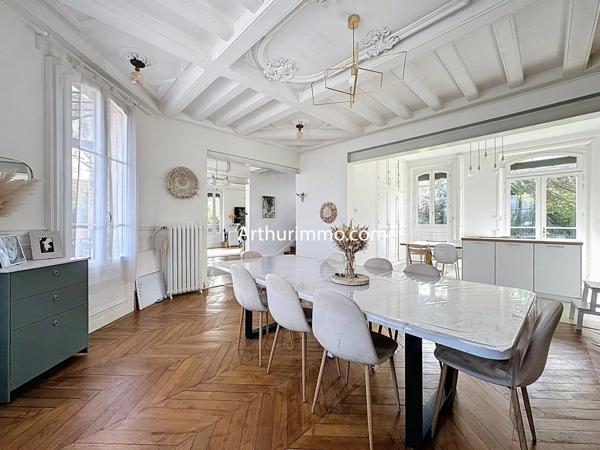 Vente Maison 10 pièces 280 m2 à Ozoir-la-Ferrière