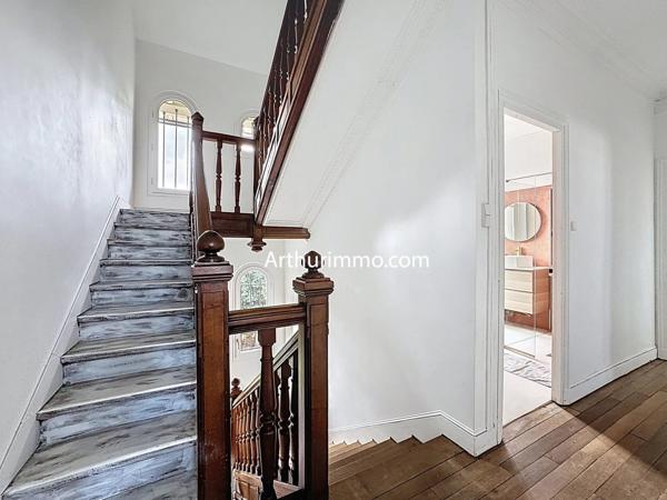 Vente Maison 10 pièces 280 m2 à Ozoir-la-Ferrière