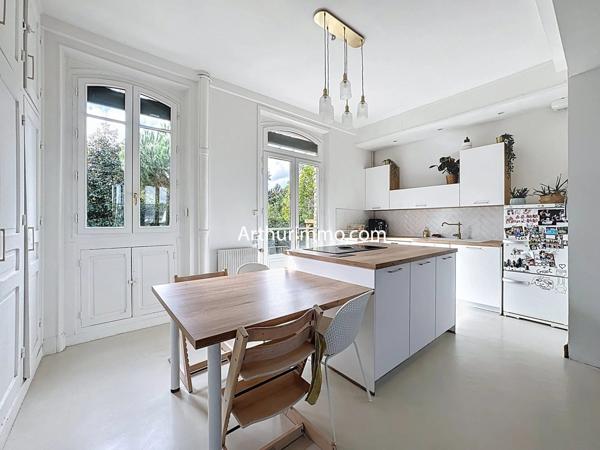 Vente Maison 10 pièces 280 m2 à Ozoir-la-Ferrière