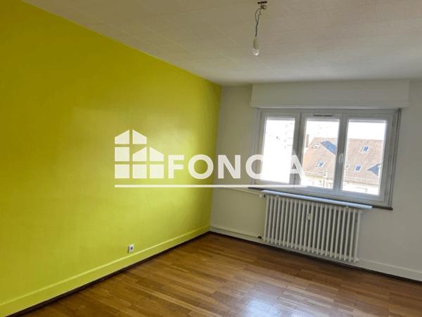 Location Appartement 3 pièces 111.62 m² - 6 QUAI DE PARIS Strasbourg 67000