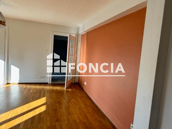 Location Appartement 3 pièces 111.62 m² - 6 QUAI DE PARIS Strasbourg 67000