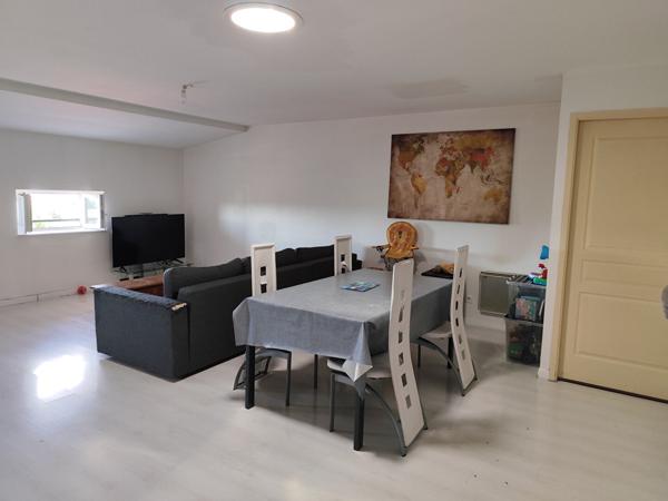 Grand F4 à COLOMBEY LES BELLES