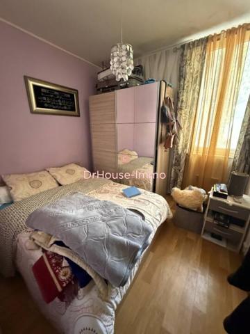 Immeuble à vendre 7 pièces de 123 m²