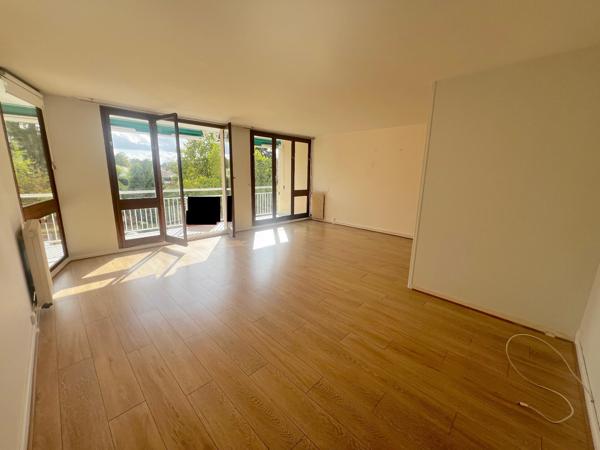 Rambouillet centre appartement 82 m² 2 chambres avec parking