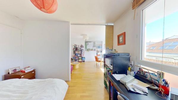 EXCLUSIVITÉ – Appartement 3/4 pièces avec balcon – traversant et lumineux – Quartier des Coutures / Métro Robespierre
