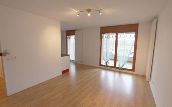 Appartement à louer    2 pièces • 46,55 m2 Les Mureaux