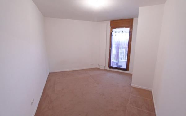 Appartement à louer    2 pièces • 46,55 m2 Les Mureaux