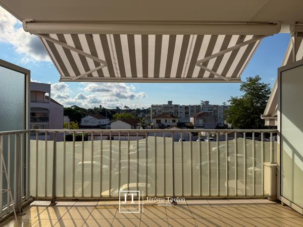Appartement
                                                                                                                                                                                                                                                                                                                        1 pièce(s)                                                                                                                                                                                                                                                                                                                              21  m²
