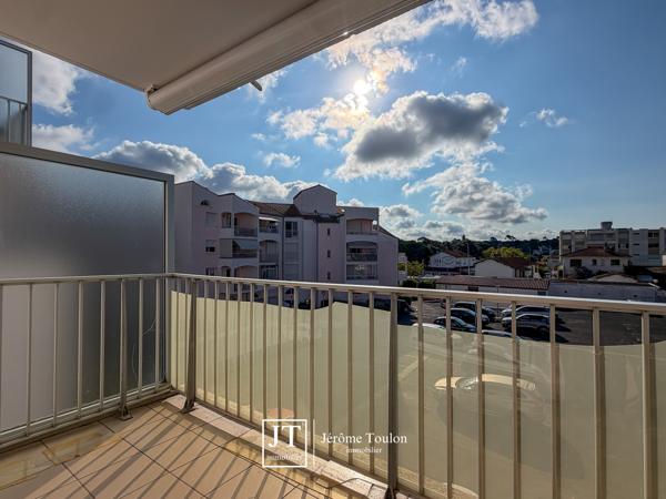 Appartement
                                                                                                                                                                                                                                                                                                                        1 pièce(s)                                                                                                                                                                                                                                                                                                                              21  m²