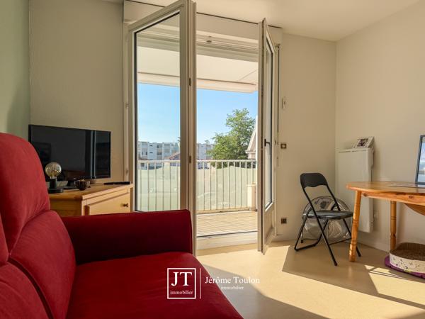Appartement
                                                                                                                                                                                                                                                                                                                        1 pièce(s)                                                                                                                                                                                                                                                                                                                              21  m²